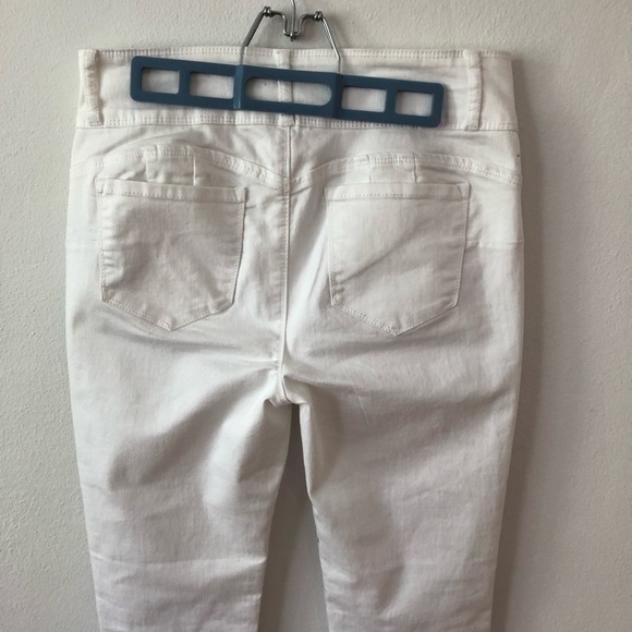 WAX Jeans Paint splatter white Jeans. Butt I love you Abstract High Waist. PRIDE - Picture 7 of 15